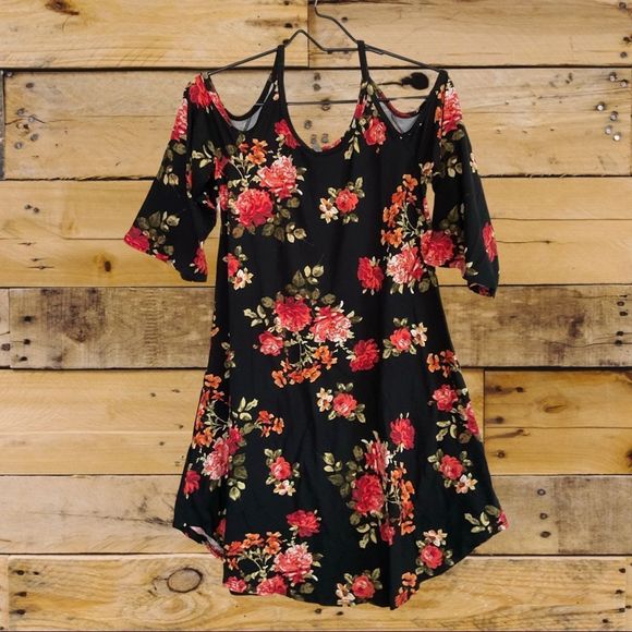 Cold shoulder tunic dress - Picture 1 of 1